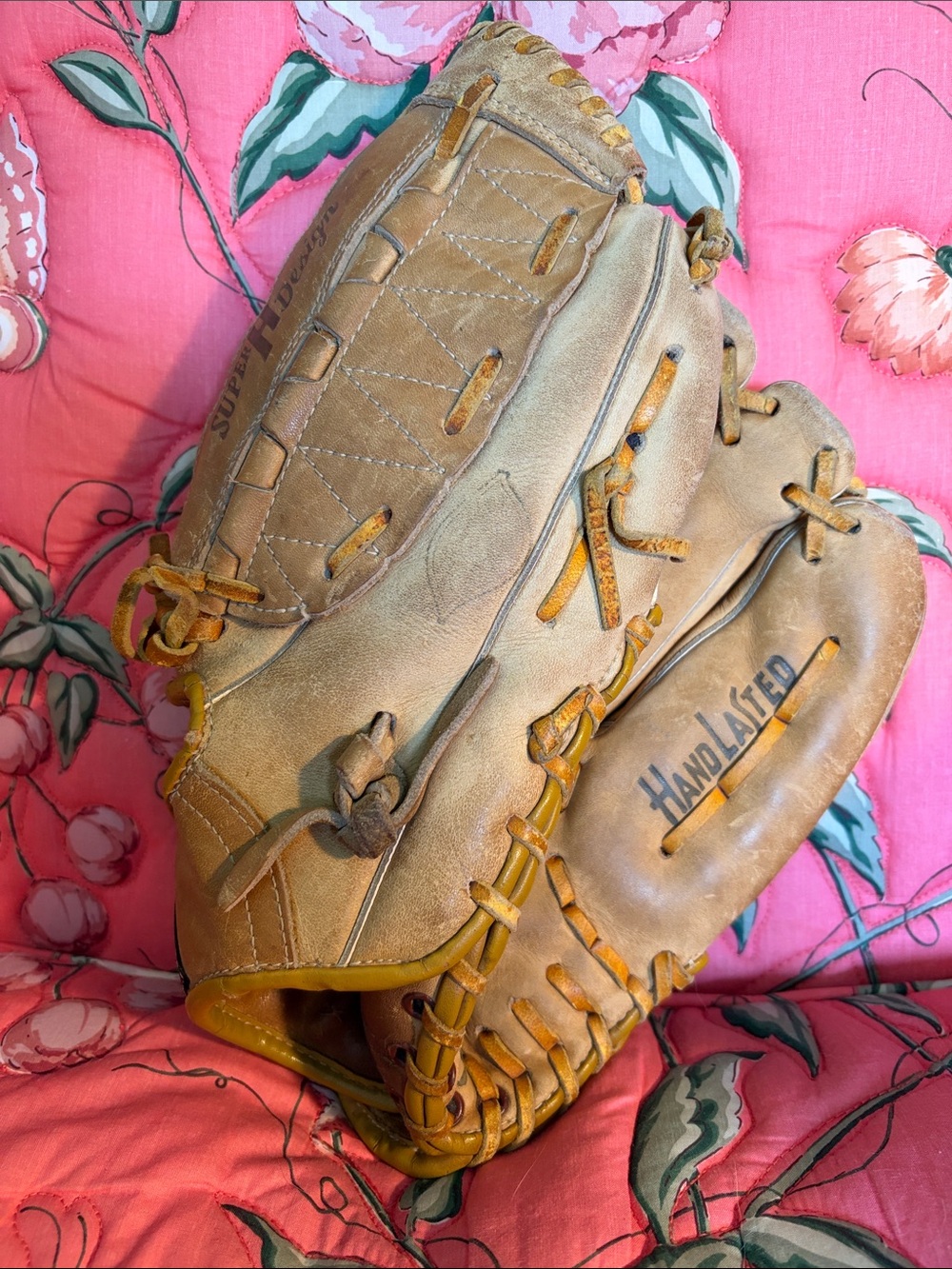 Vintage Hand-Lasted Leather Baseball Glove - Tan Reach 8861 Super H Design